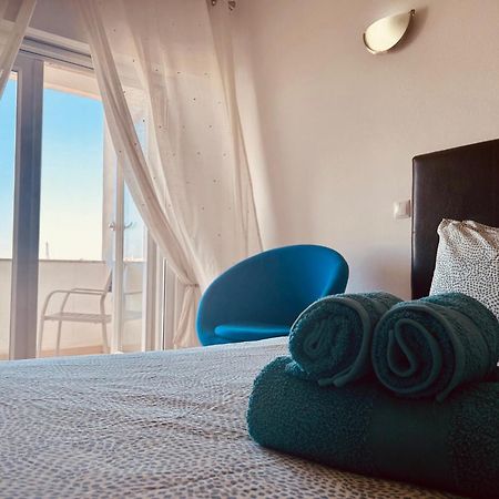 Lagos Main Avenue Studio With Marina View Balcony 外观 照片