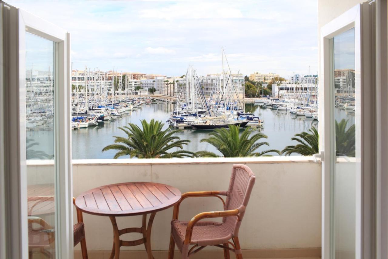 Lagos Main Avenue Studio With Marina View Balcony 外观 照片